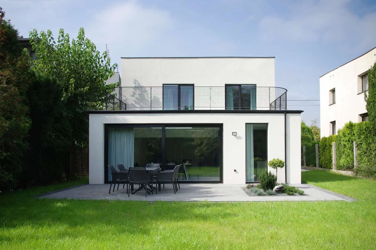 Jak projektować dom z myślą o przyszłości – rozbudowa, adaptacja, zmiany?